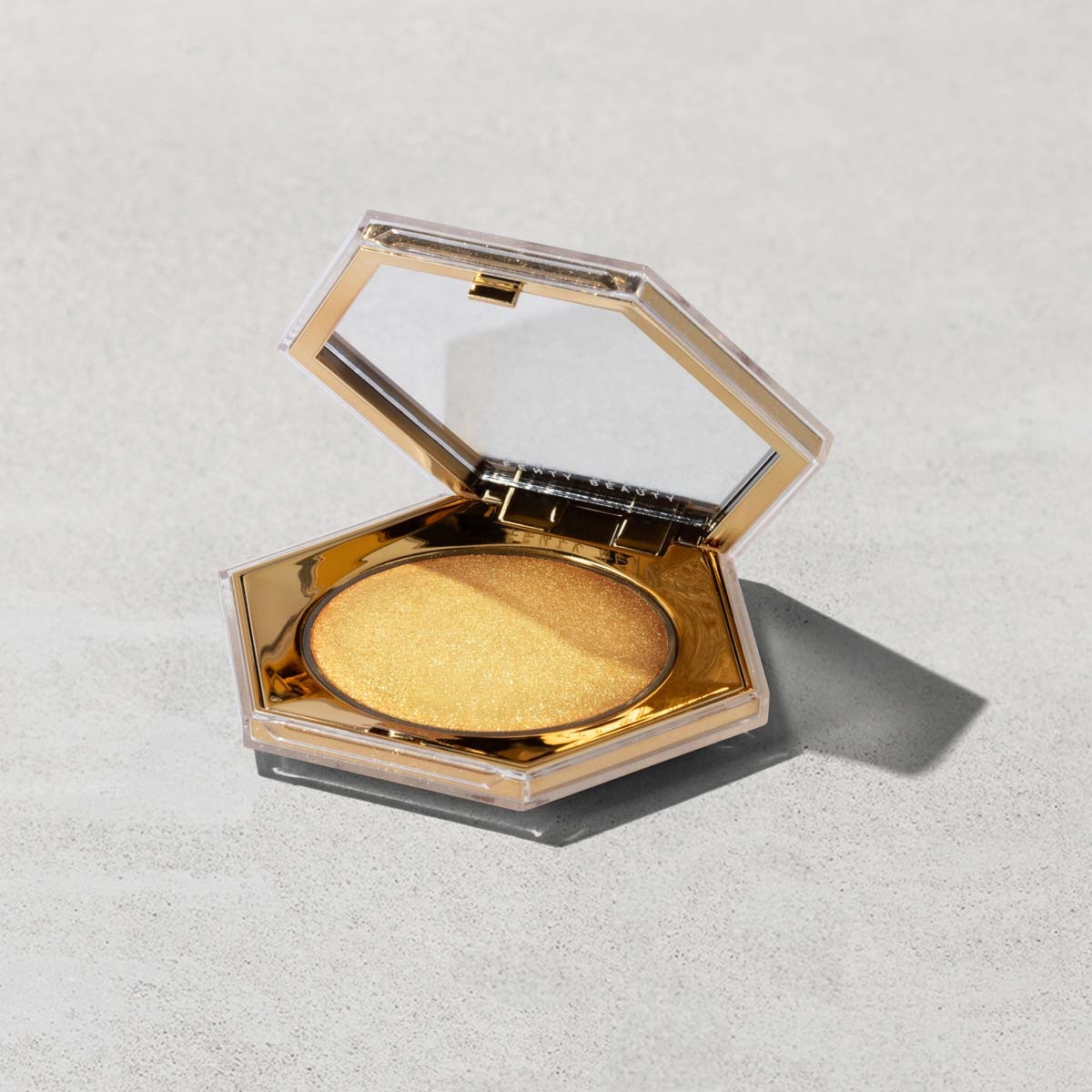 DIAMOND BOMB ALL-OVER DIAMOND VEIL (ILUMINADOR PARA EL ROSTRO)